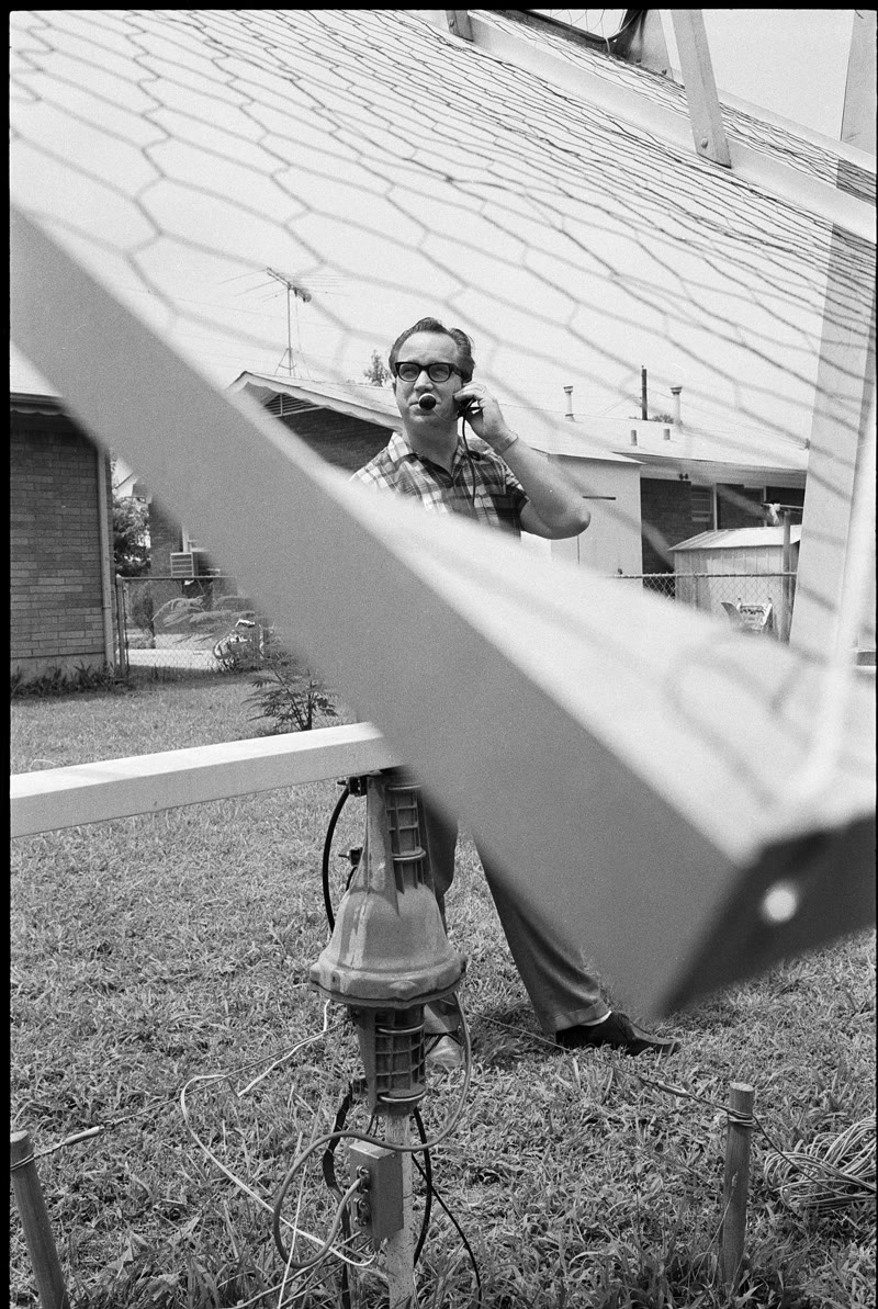 Larry Baysinger and his homemade antenna, 1969.
