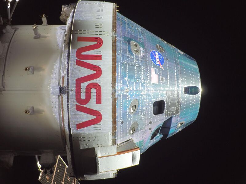 File:Artemis ii orion selfie.jpg