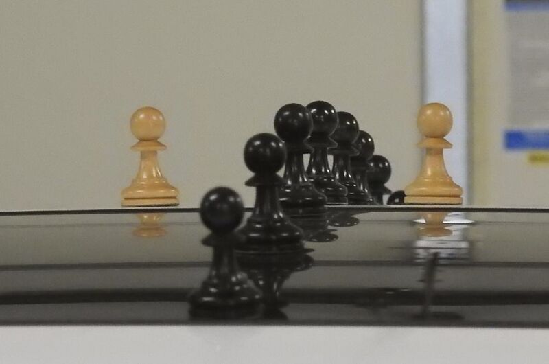 File:Chess pieces showing curve3.jpg