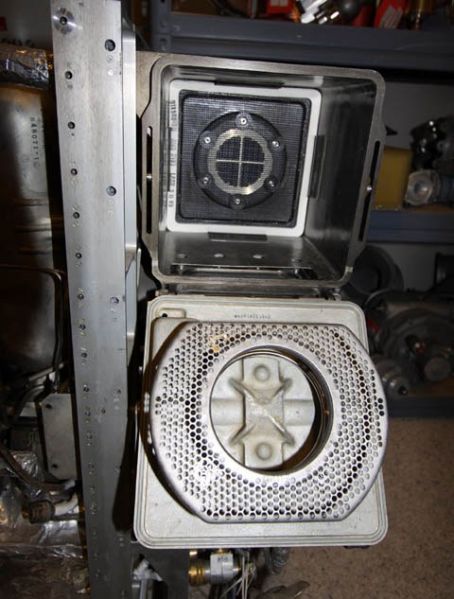 File:Apollo CM LiOH open full.jpg